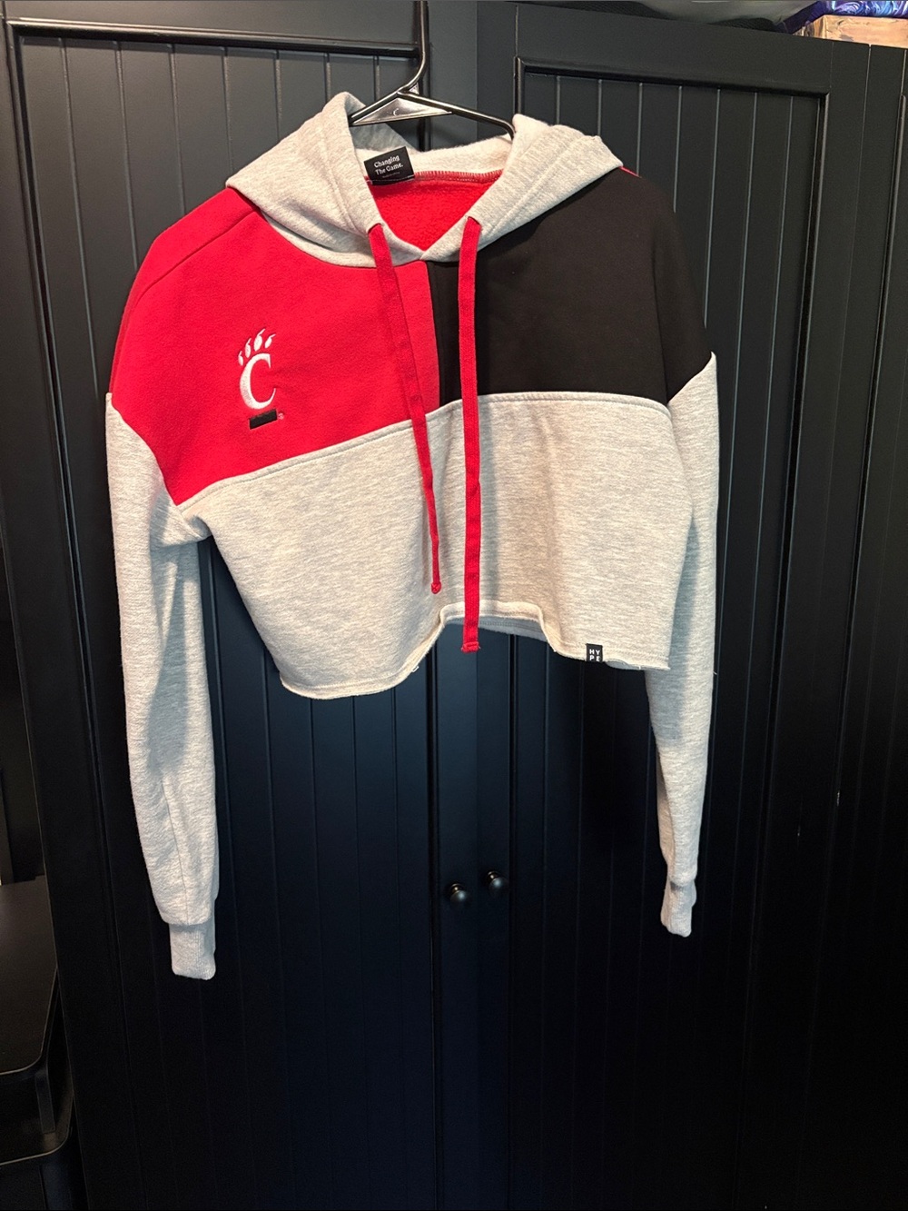 Cropped Colorblock Hoodie with Red Cincinnati Logo